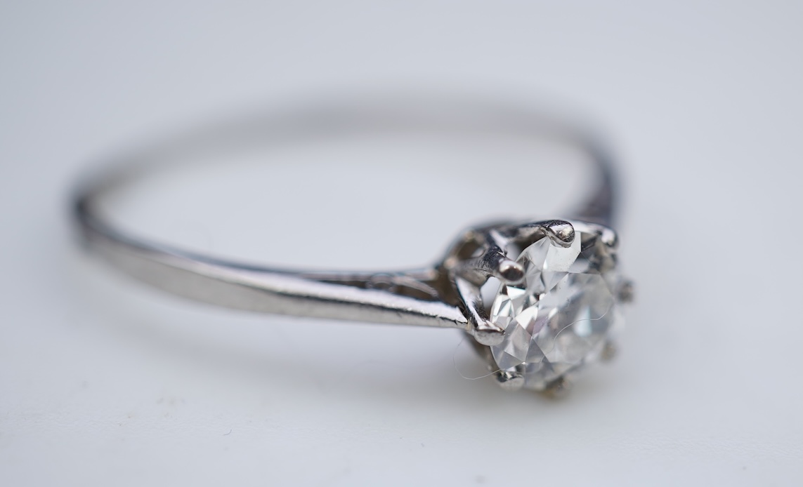 A diamond solitaire ring, early 20th century